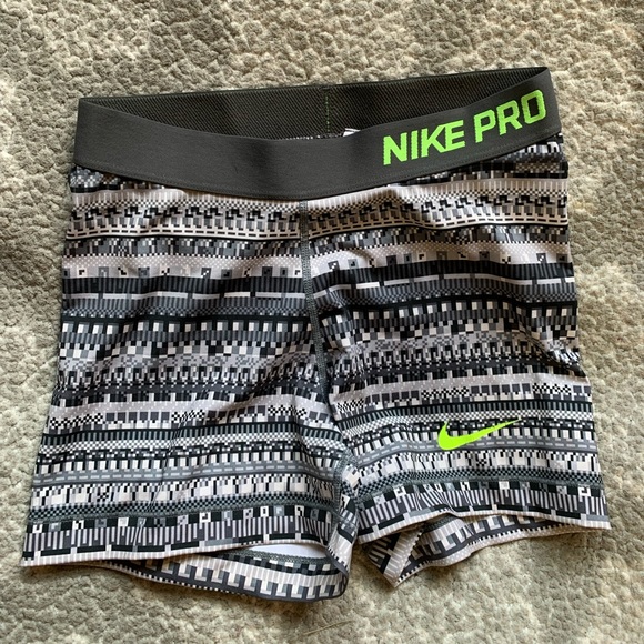 Nike | Shorts | Patterned Nike Pro Spandex | Poshmark